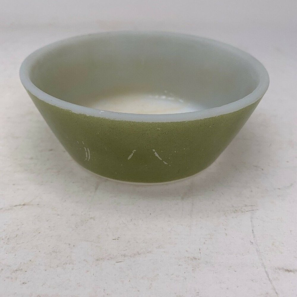 Vintage Federal Glass Avocado Green Cereal Bowl